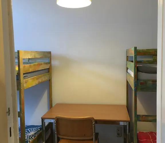 Chichilli Hostel *